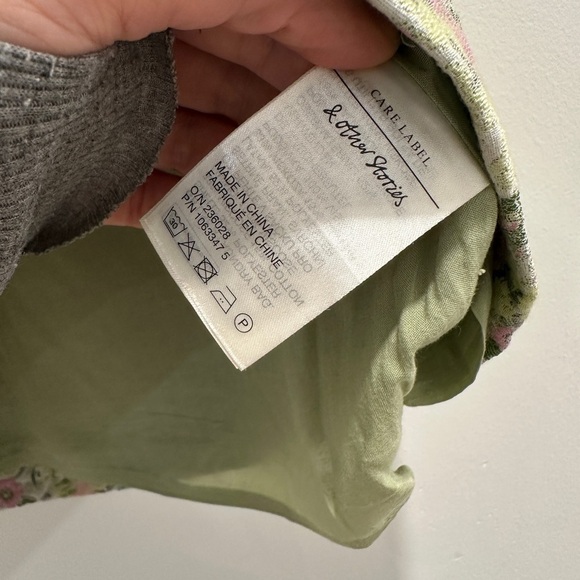 Love & other stories Floral Embroidered Skirt size 4 new - Picture 10 of 15